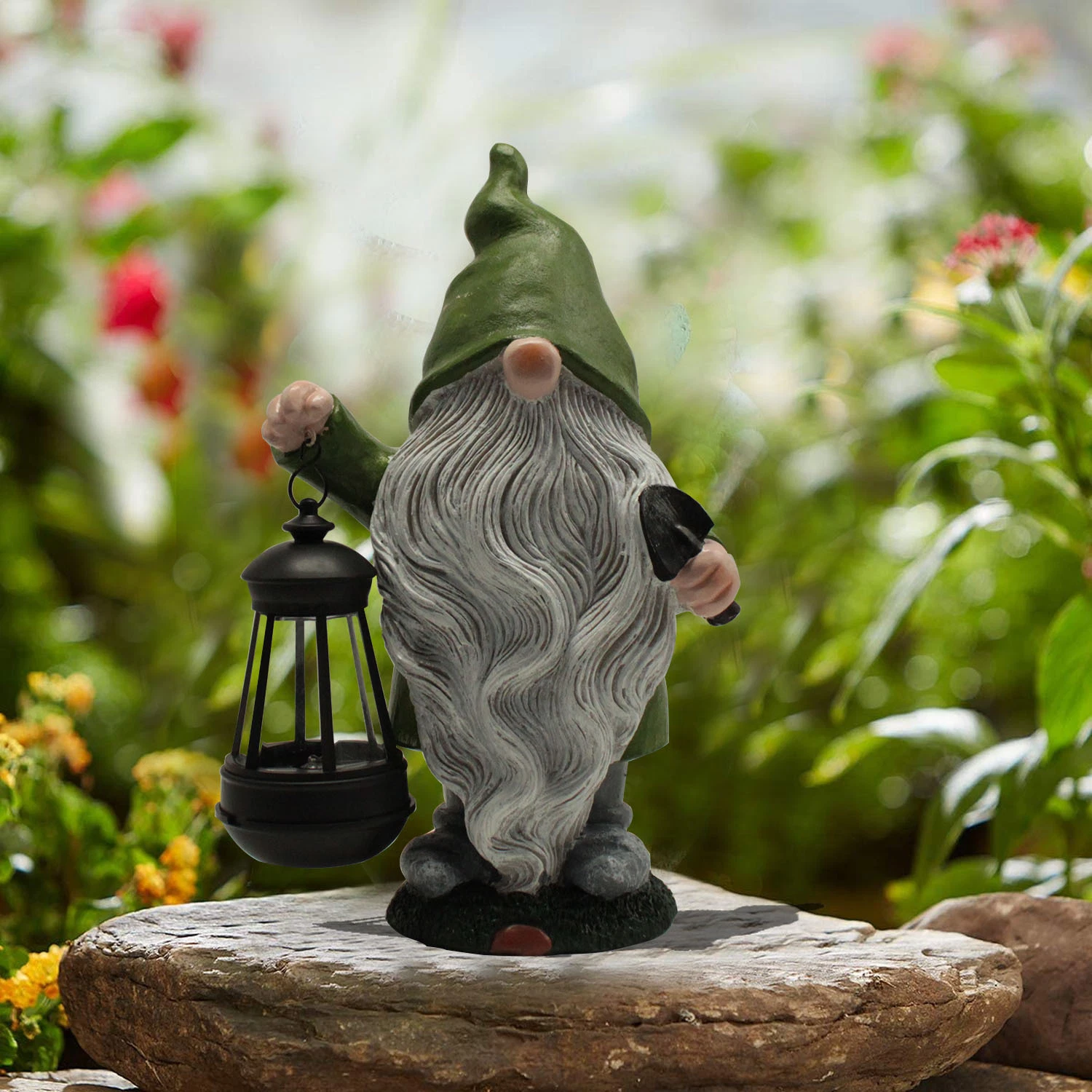 Wholesale/Supplier Solar Powered LED Poly Resin Gnome Holding Lantern and Shovel Landscape Lighting Outdoor Garden Holiday Decoration Yard Decoration