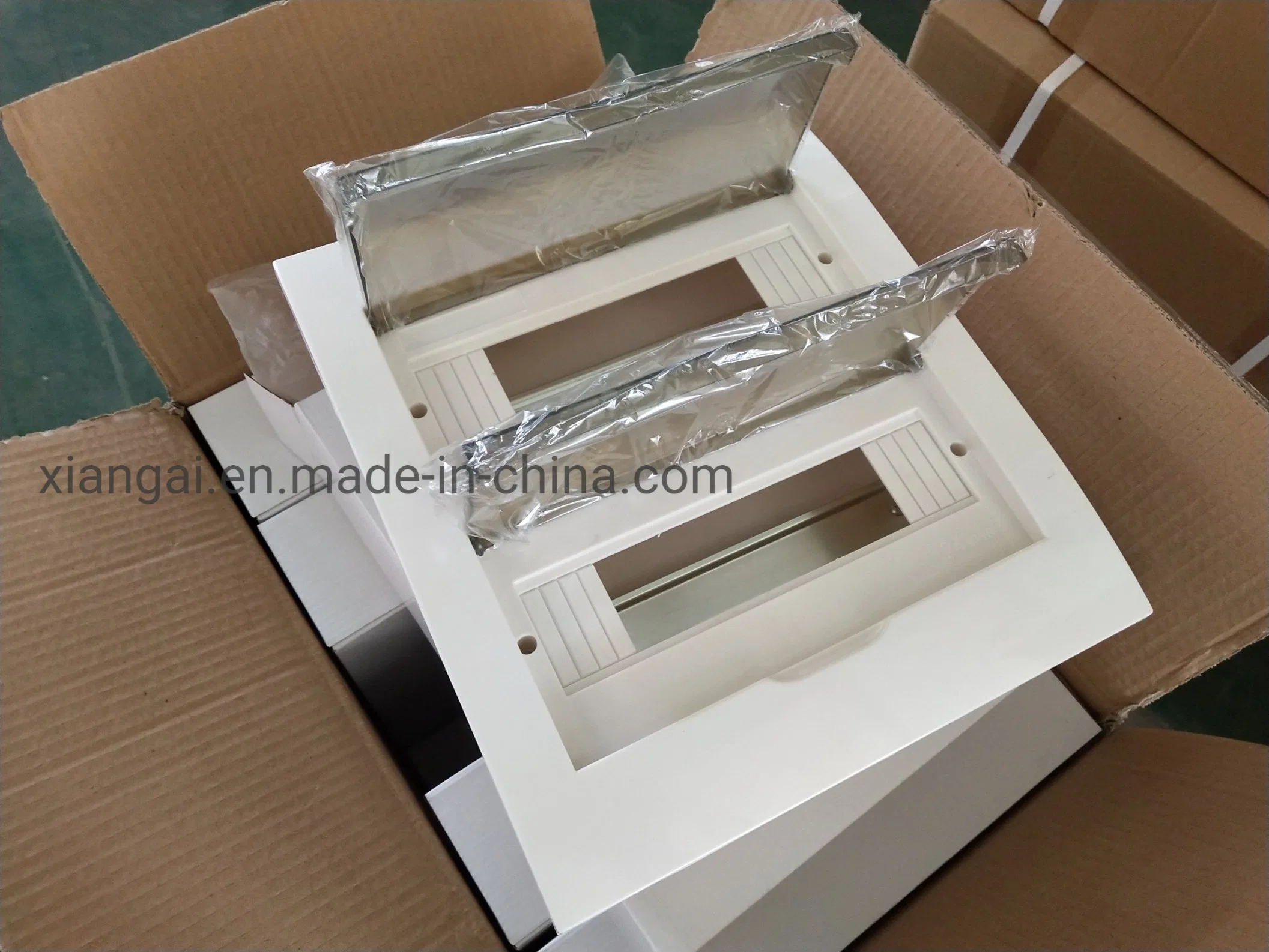 Plastic Junction Box Mounting Bracket/Power Distribution Box/MCB Distribution Board Breaker Box Manufacture