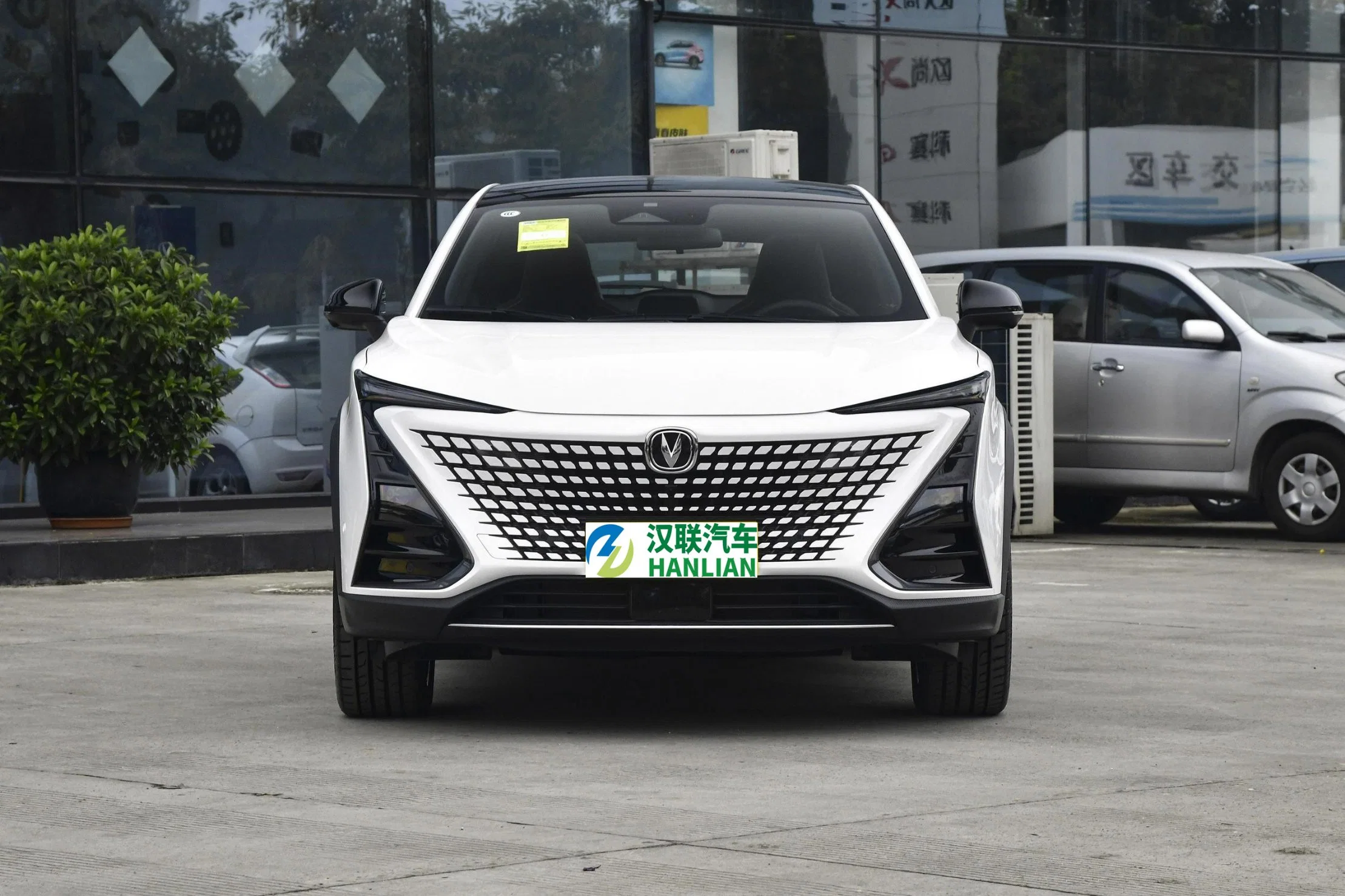 Best Sell Günstige Gebrauchtwagen 2021 2022 2023 Gas Engine Changan Uni-T Benzin Benzin Auto für Erwachsene links Uni-K Uni-V Uni-T SUV Hybrid Auto SUV Changan auf Lager