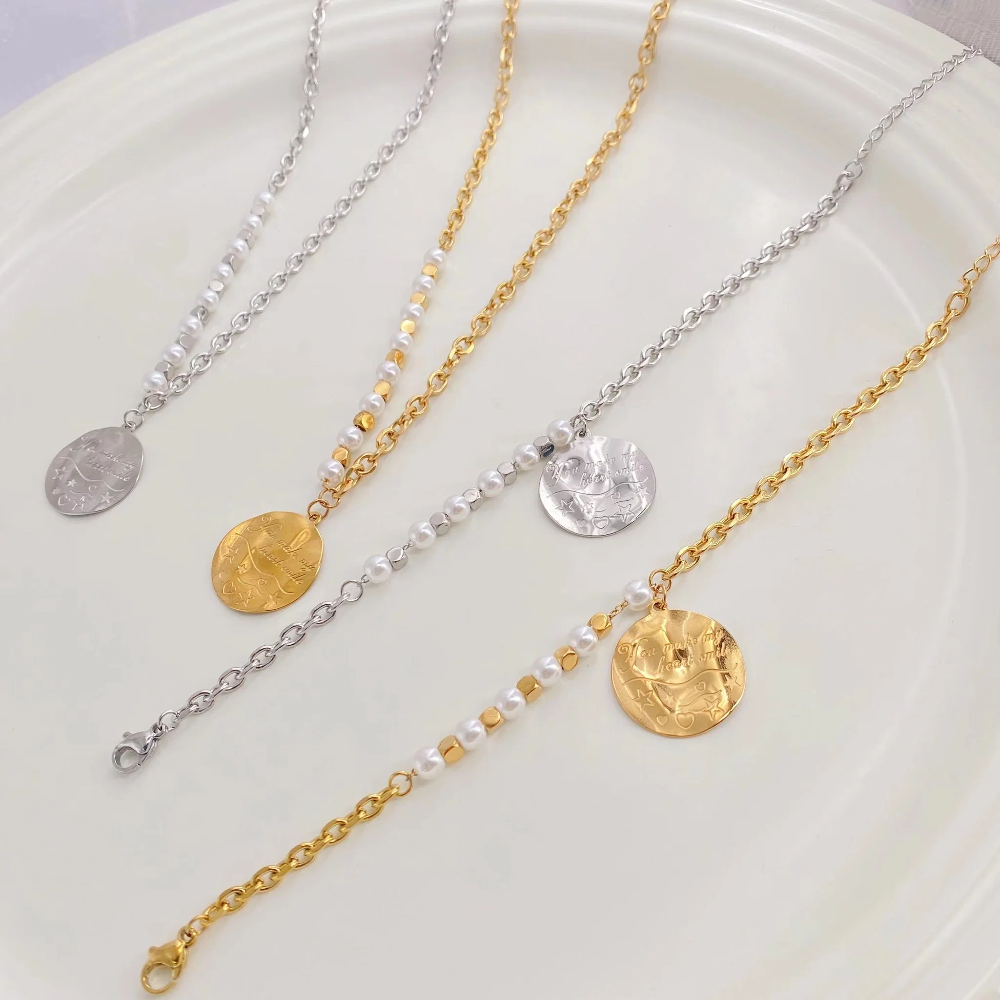 مجموعة مجوهرات الزفاف الخاصة بالنساء من الفولاذ المقاوم للصدأ Clover Pearl Bracelet