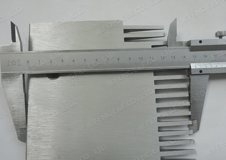 Gaa453BV3 206*151mm Escalator Comb Plate Escalator Parts