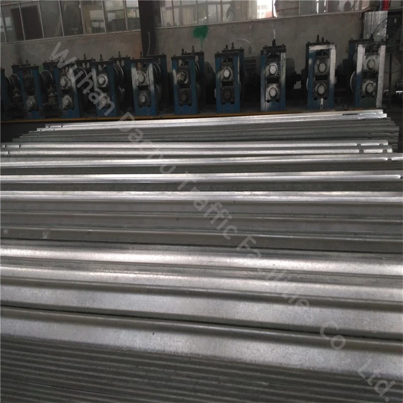 Qualifiled Steel Round Type Steel Fence Post for Highway Guardrail