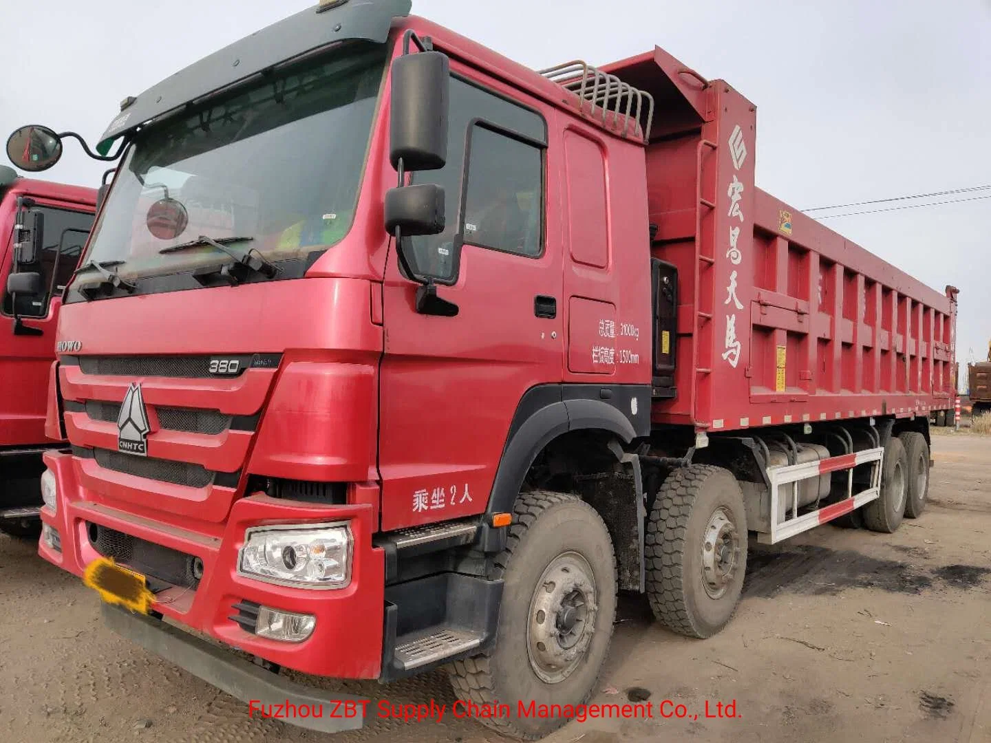Red Color Used Sinotruk HOWO Heavy Duty Dump Truck 380HP 6X4 Tipper Truck for Hot Sale