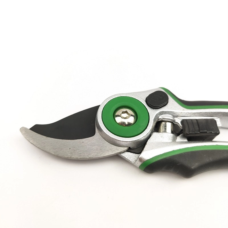 Competitive Price Bypass Portable Hand Pruner Plant Branch Secateurs Cutter Clippers Professional Graft Scissors Garden Trimming