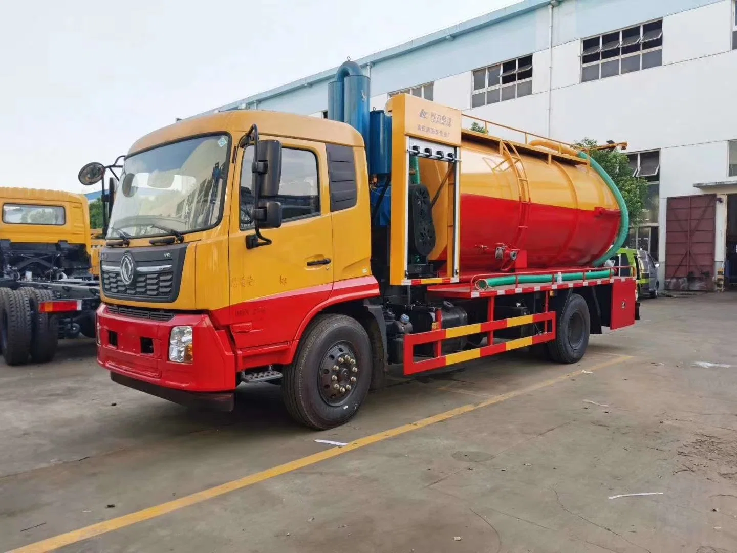 12-18cbm Sewer Cleaning Jetting Tank Truck Vacuum Sewage Suction Truck Factory Sale