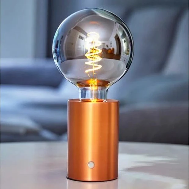 Modern Decorative Luxury LED Bulb Cordless Table Lamp for Restaurant Home Decoration Desk Light with Rechargeable Battery Operated