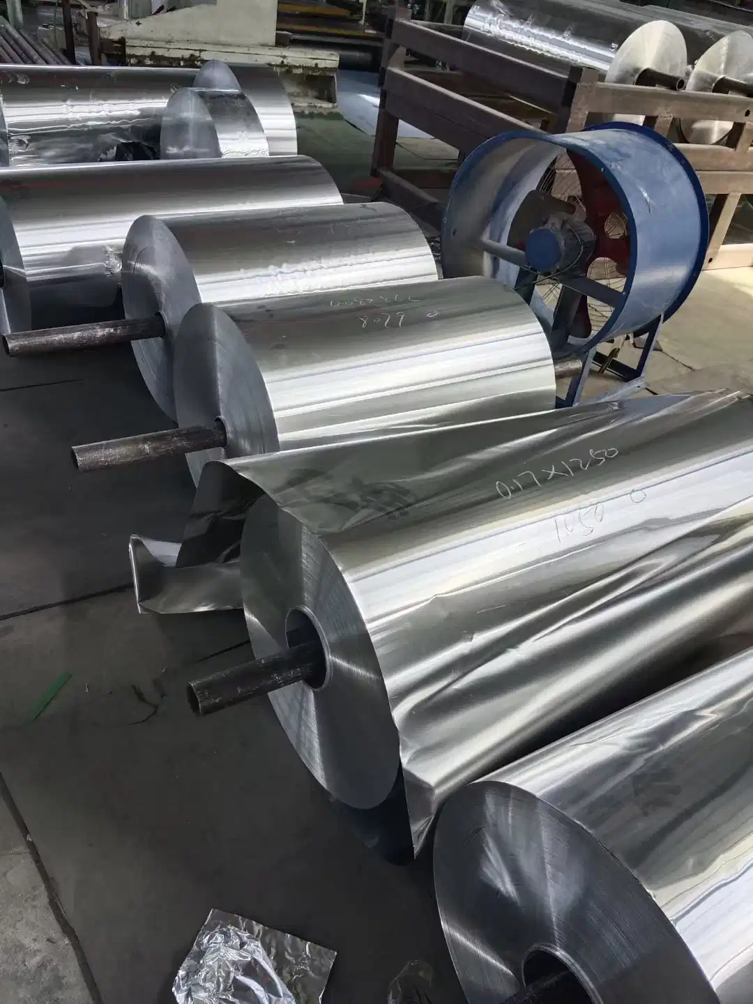 Factory Direct Sale 1060 H24 Metal Sheet Roll 3003 H14 H22 Roll Low Price Aluminum Coil