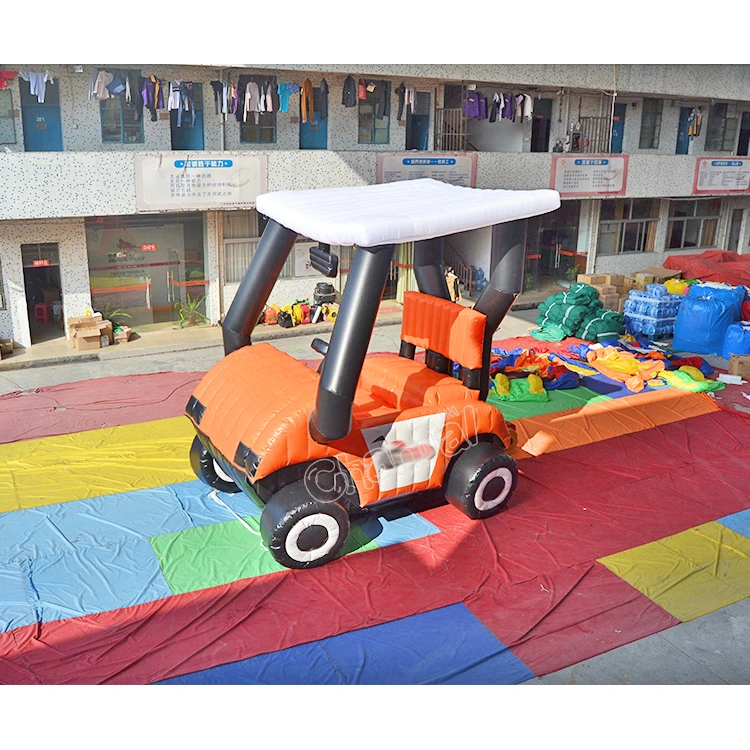 Modelo de coche inflable de golf personalizado para publicidad.