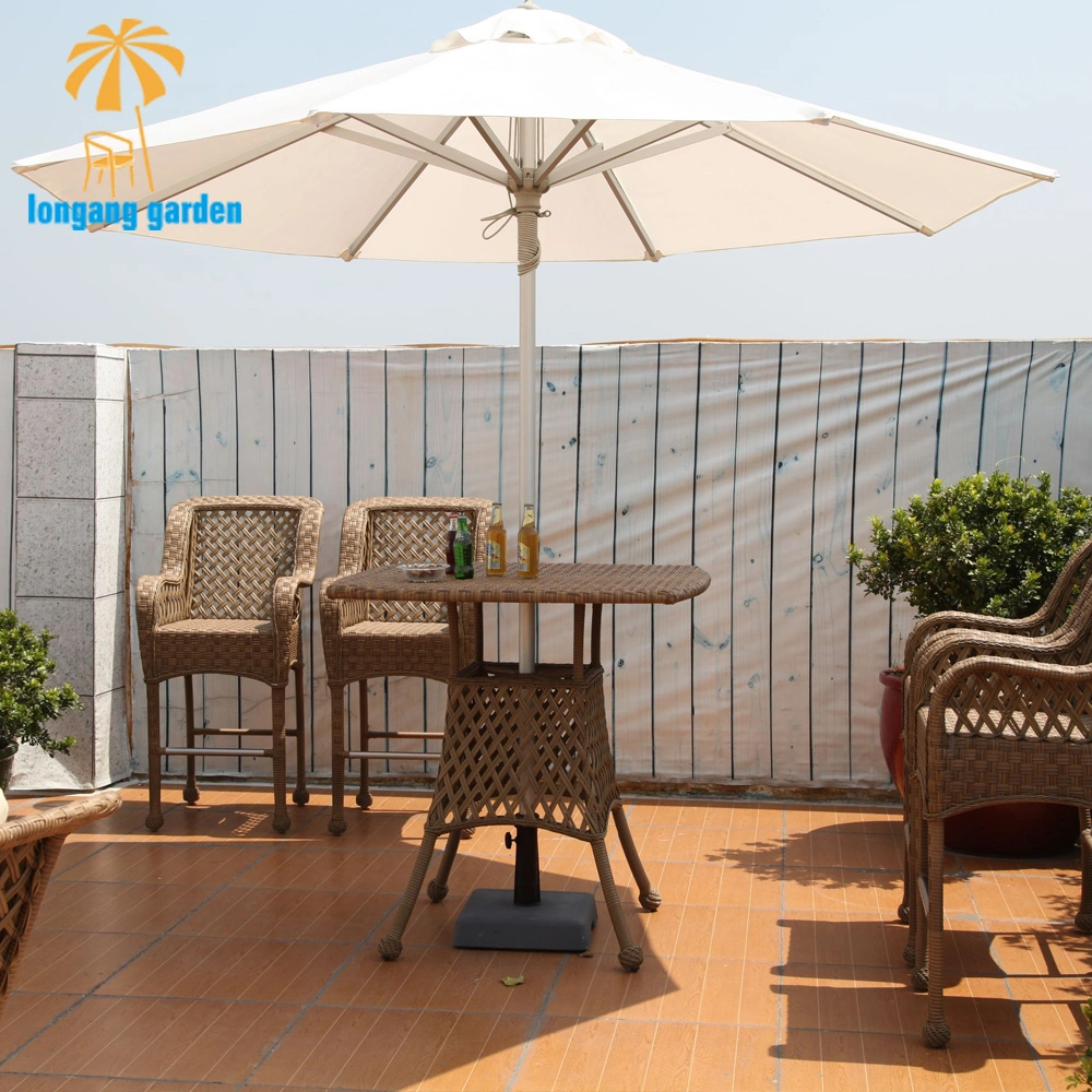 Outdoor Wicker Beer High Bar Stool Wholesale/Supplier Villa Poolside Rattan Bar Furniture Dining Table Set