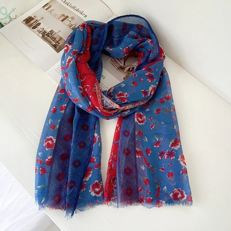 Women&prime; S Scarf 2023 Spring and Autumn Sunscreen Cotton Linen Shawl Dual-Use Long Gauze Seaside Holiday Silk Scarf Beach Towel