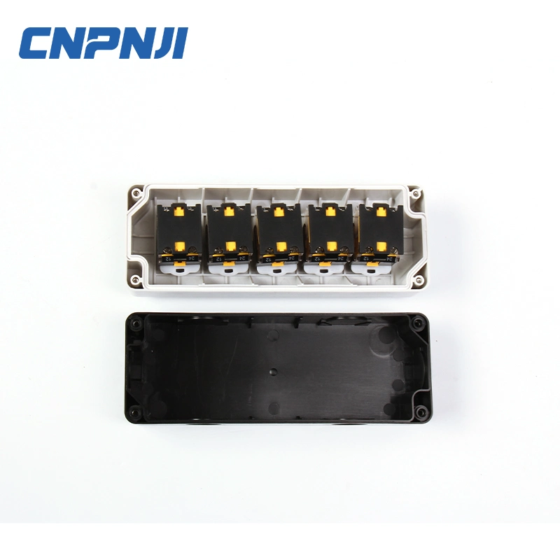 Más populares Panel de batería eléctrico personalizado Caja de plástico interruptor de botón pulsador Caja de control, Caja de conexiones impermeable