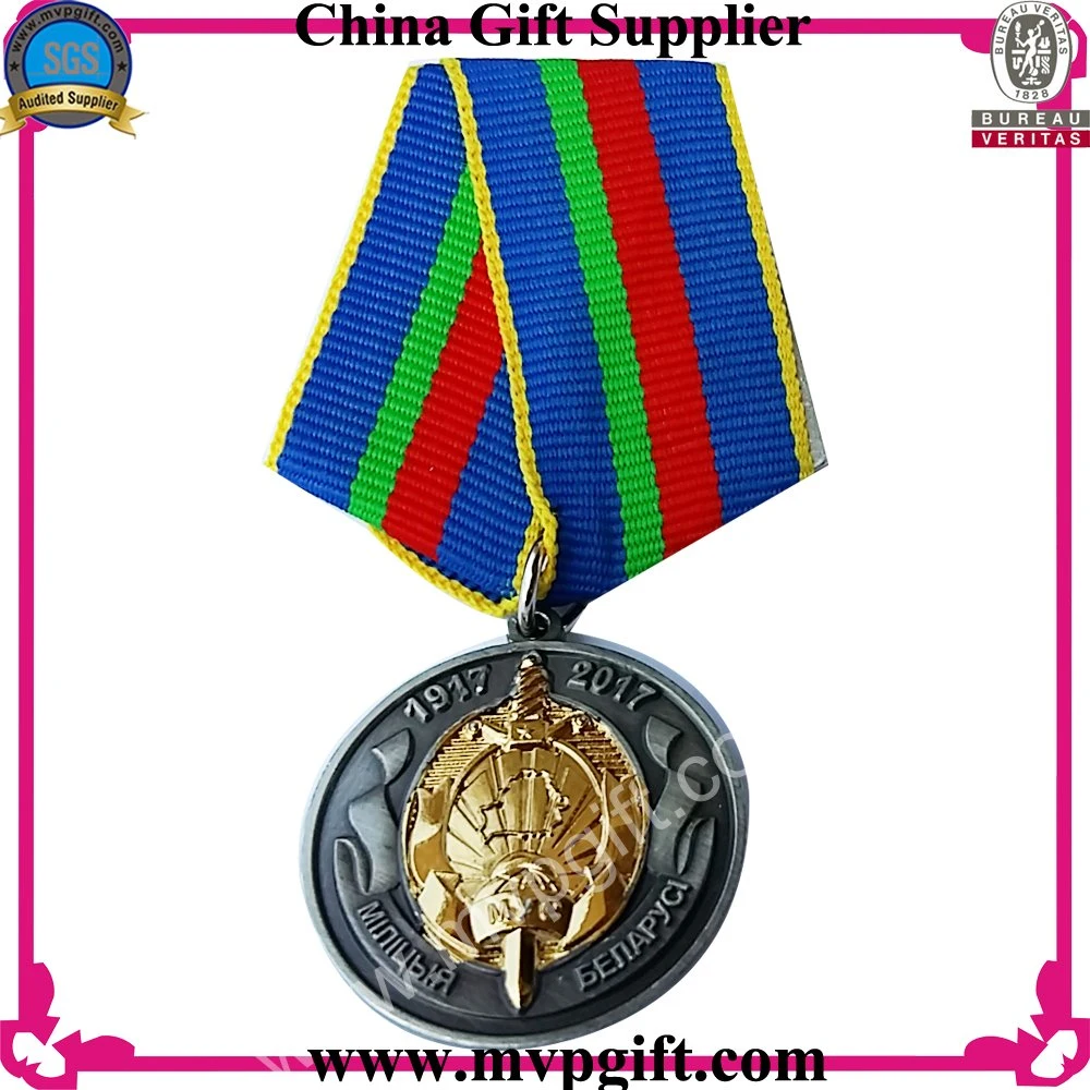 China Custom High quality/High cost performance Metal 2 Tone Color Enamel Military Souvenir Badge