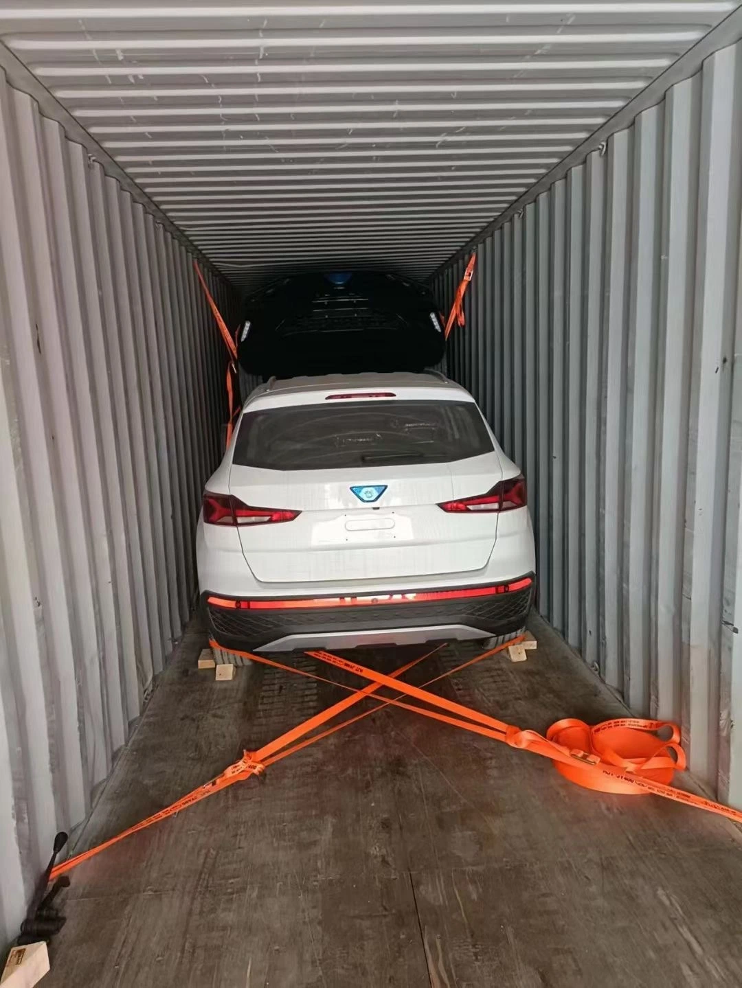 Shipping and Railway Services for Electric Car, Electric Motorcycle From China to America, Can Undertake Exhibitions ATA