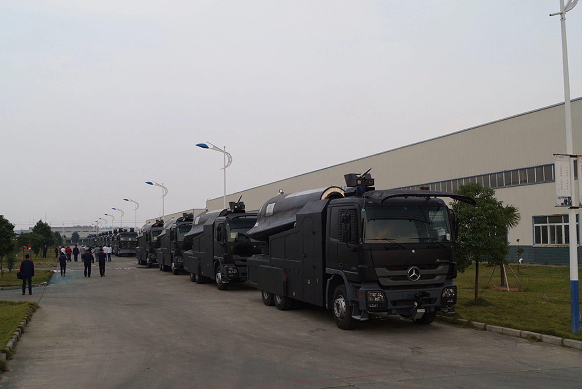 14000L 6X4 Model Turbojet Anti-Riot Water Cannon Vehicle/ 6X6 Model Mercedes-Benz Complete Self-Protection System Customized Turbo Jet Anti-Riot Water Truck