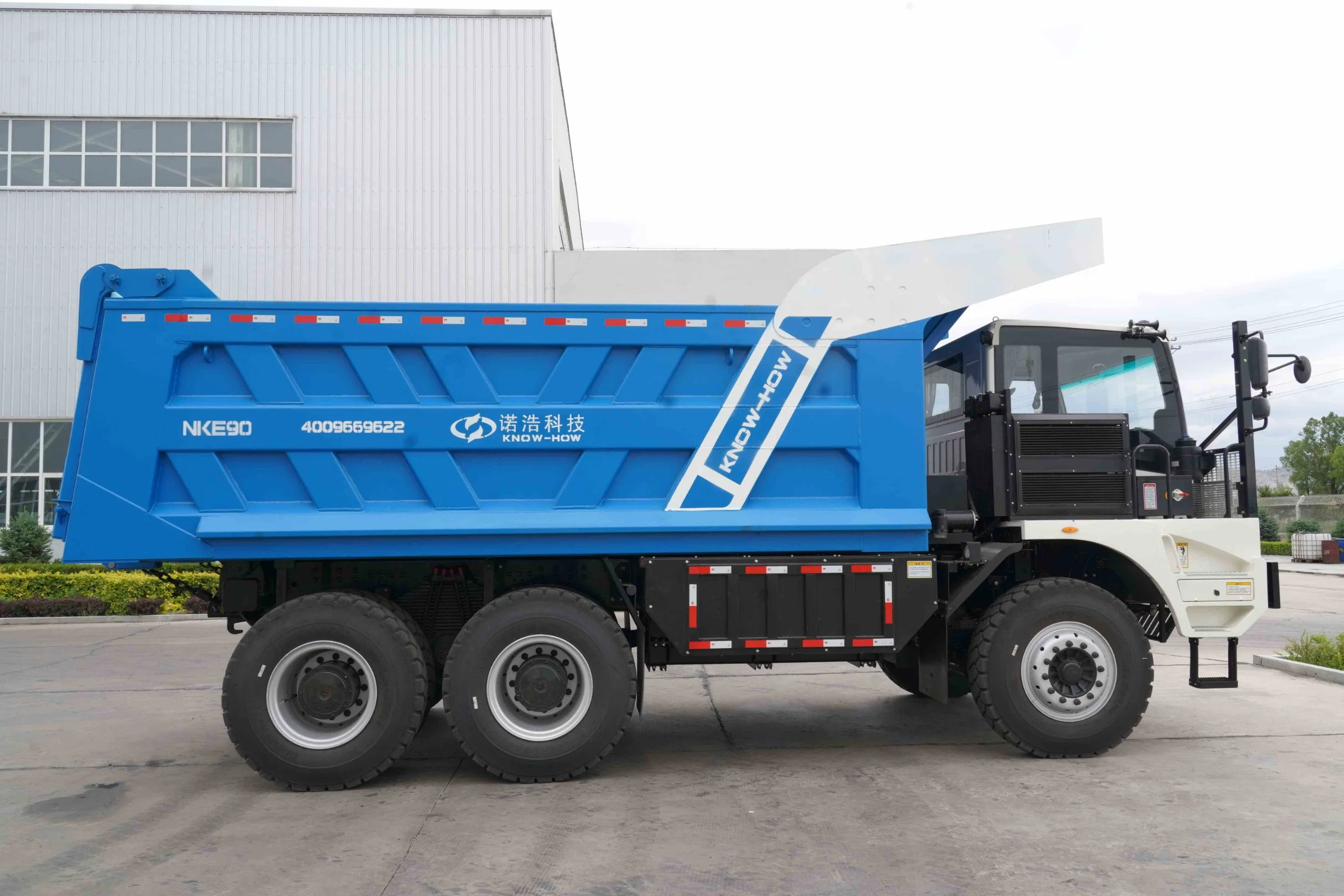 Know-How 90 tonnes 10 roues 6X4 Camion-benne électrique Engin de construction Dumper Camion benne pour équipement minier