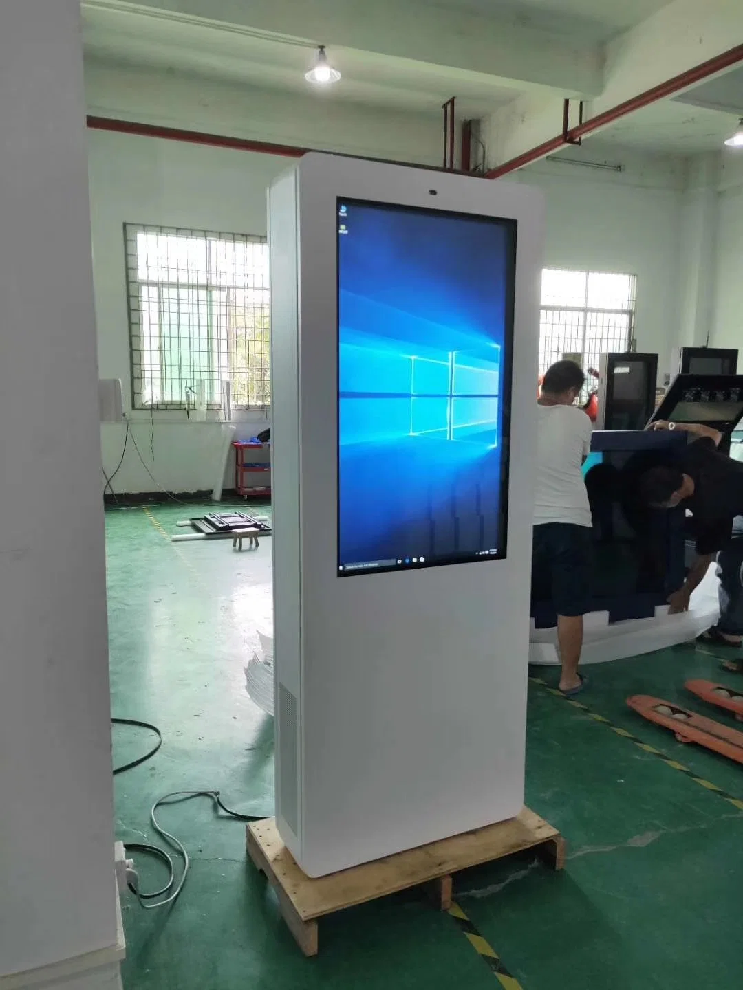 Outdoor LCD Touch Screen Kiosk