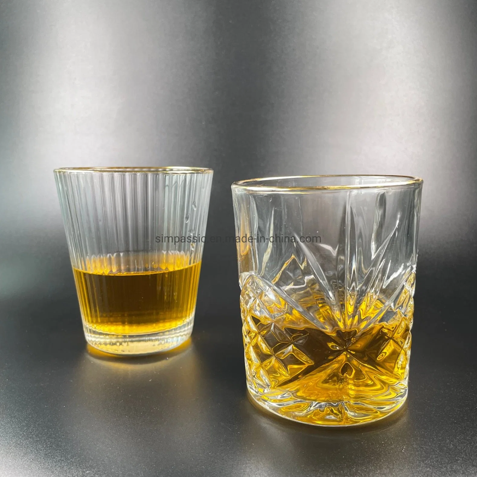 2022 New Design Gold Cup Mouth Whiskey Glass