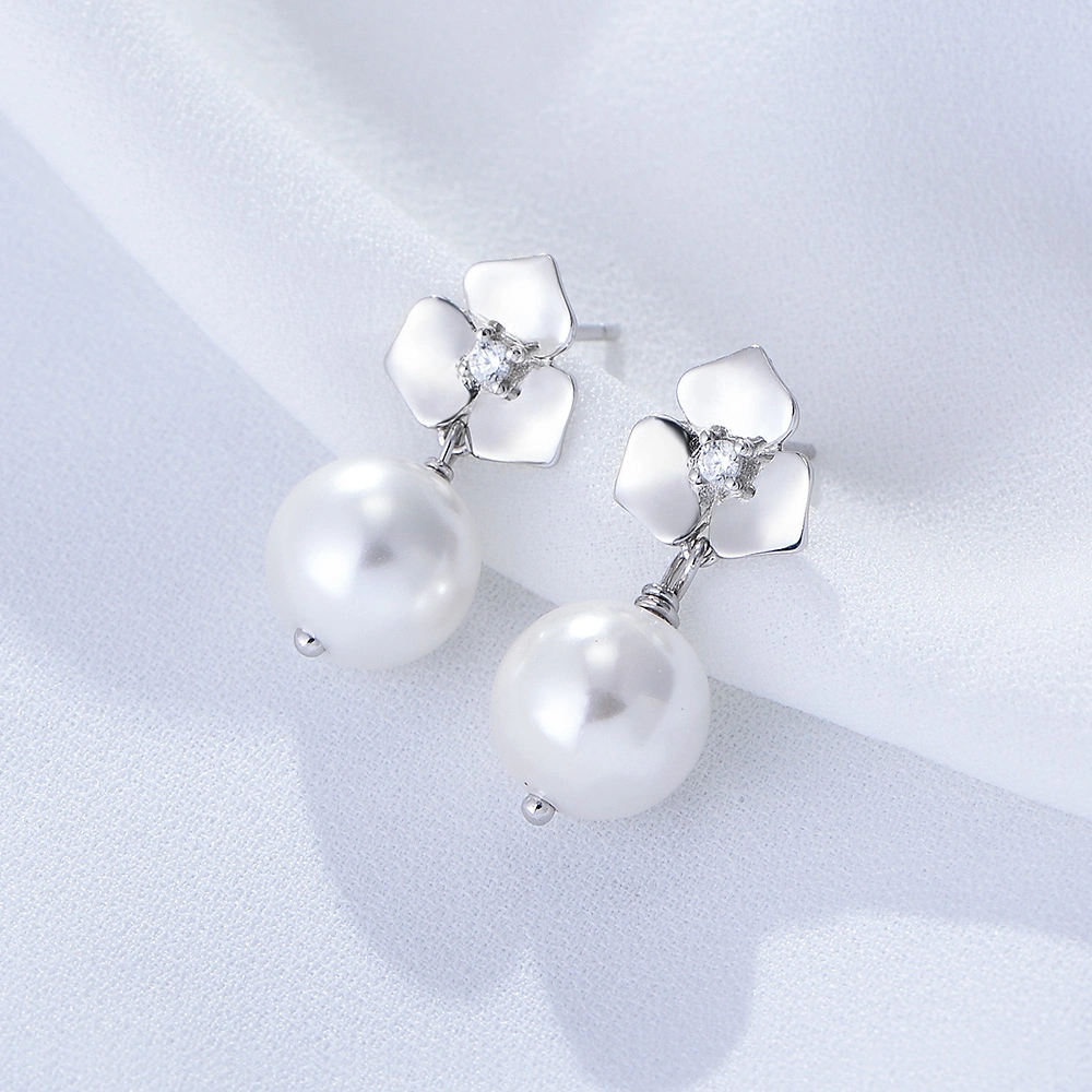 Hot Selling Classic Fashion Zircon Flower Pearl Dangle Silver Earrings Jewelry for Girls