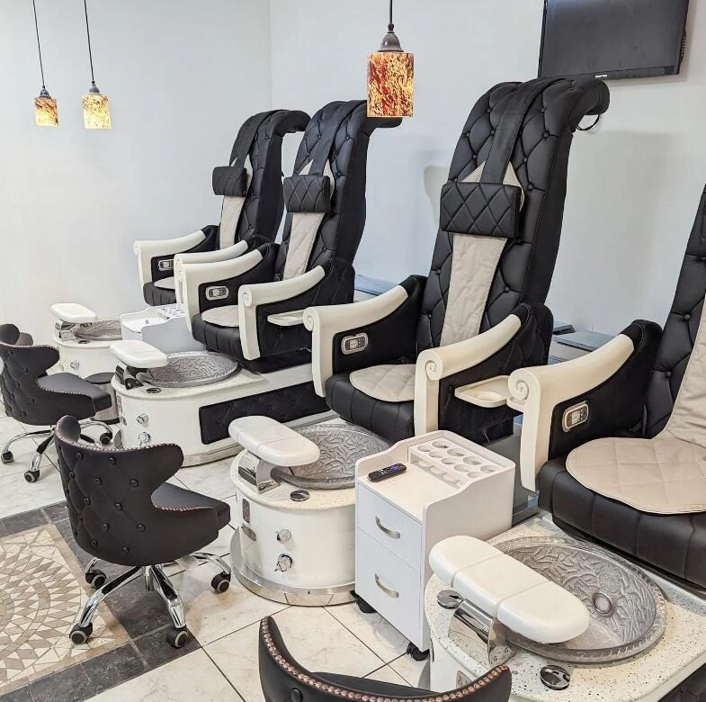 2024 cadeiras de luxo de design novo pedicure com pedicure Spa Massage Cadeiras e mesa de unhas