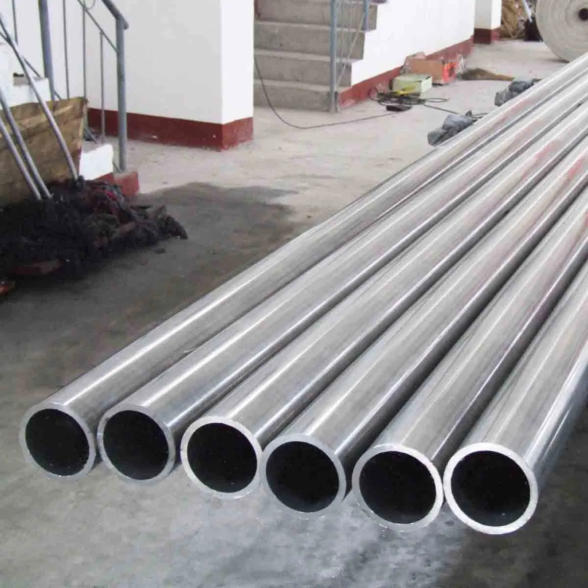 Inconel 625 Uns N06625 2.4856 نيكل الأنابيب عالية الجودة وسعر منخفض