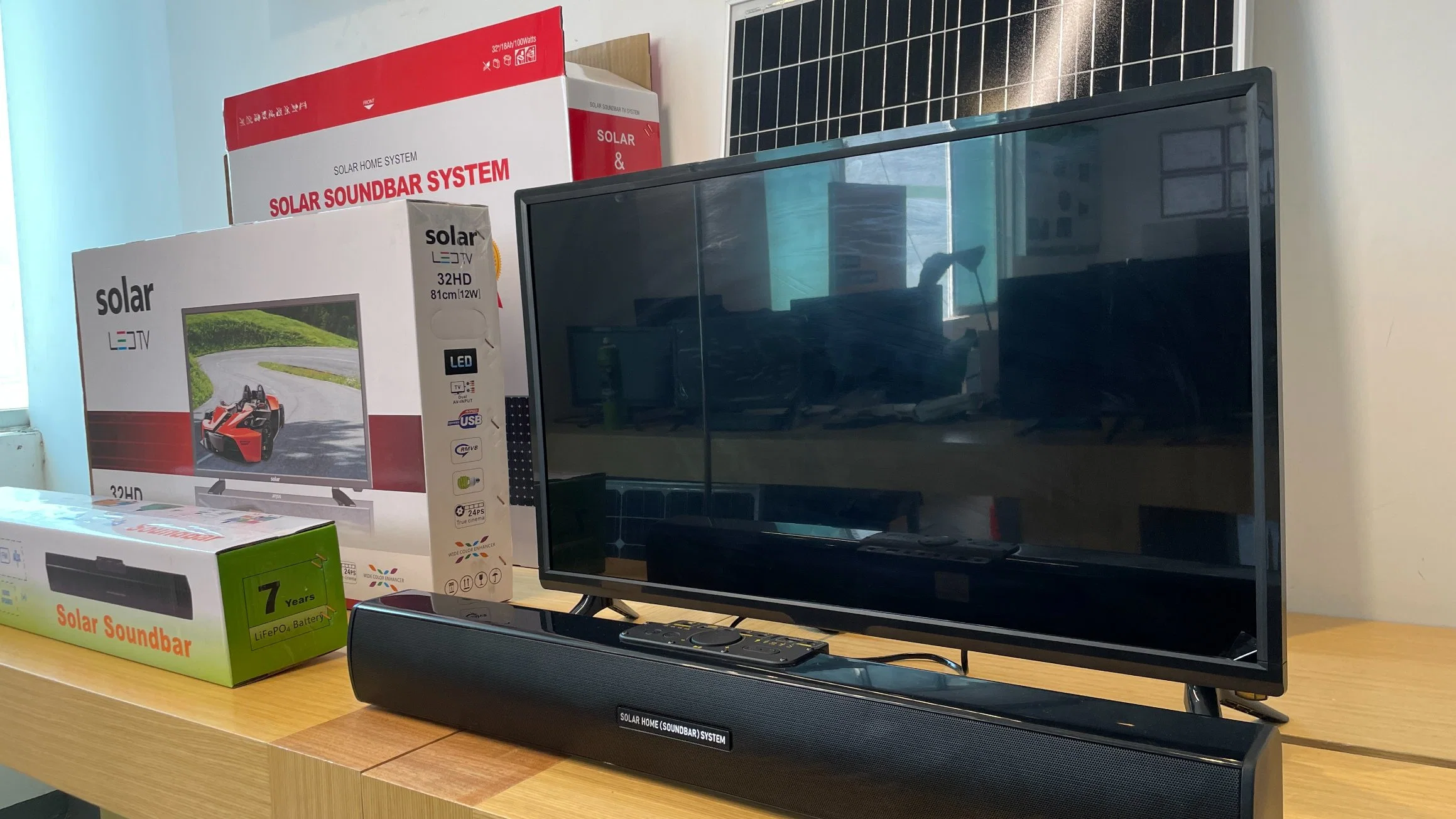 Pcv Sound-Bar PRO Solar el sistema de televisión para el suministro de energía solar 40W máx. Barra de sonido HiFi + 12W Bajo consumo de energía del sistema de audio y vídeo TV