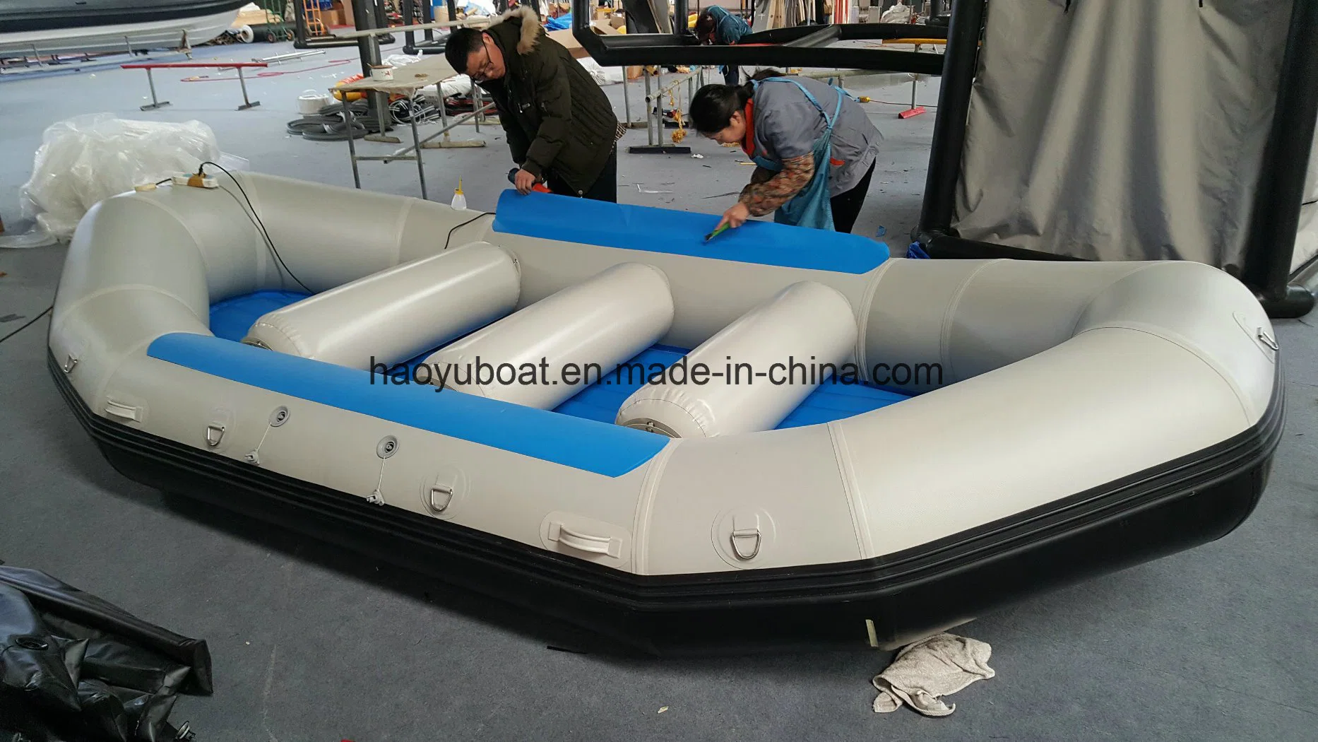 Haoyu Radeau de sauvetage gonflable 3,8 m de la rivière en PVC Sport Rafting Bateaux Bateau flottant