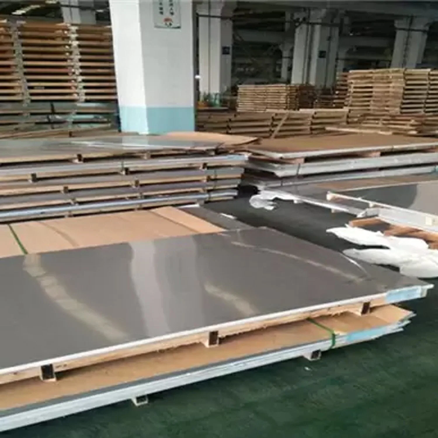 Factory Direct Quality Stainless Steel Cold and Hot Rolled Steel Plate 201/304/316L/310 Stainless Steel Plate