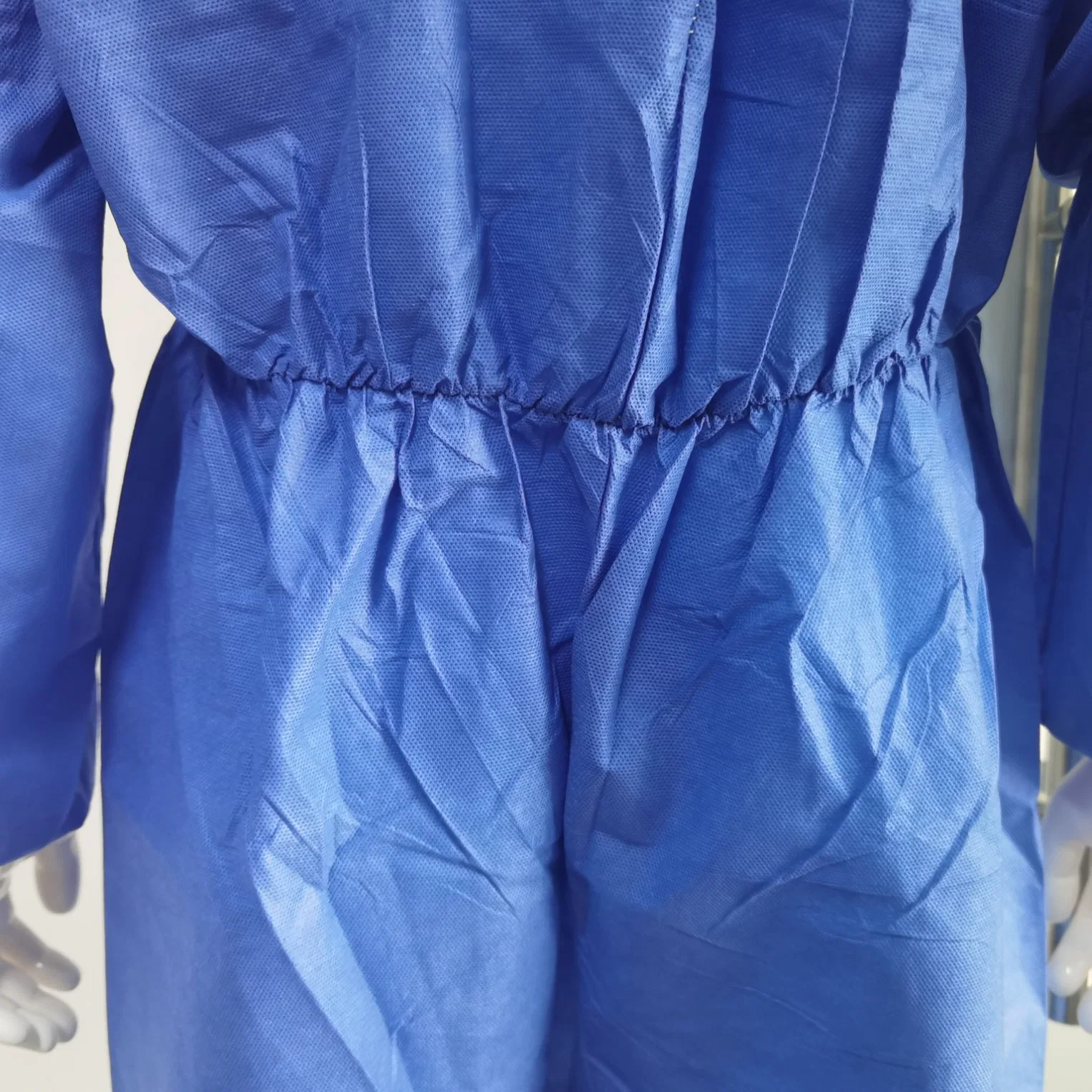 Stock Nonwoven Isolation Overall Hot Sale CE Standard Anti-Virus SMS Protective Coverall