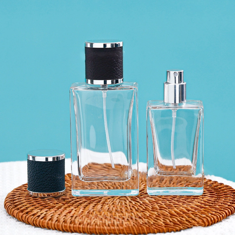 Commerce de gros carrés Flacon pulvérisateur de verre réutilisables 30 50 ml Custom vide bouteille de parfum de luxe