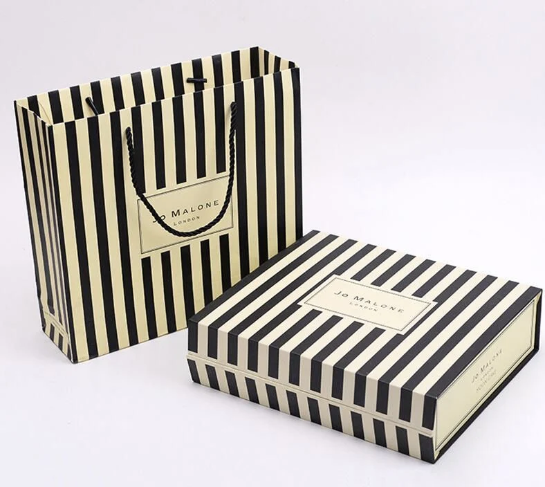 Factory Acceptable Customizing Cardboard Boxes Beautiful Gift Boxs Gift Bags with Frinedly Price