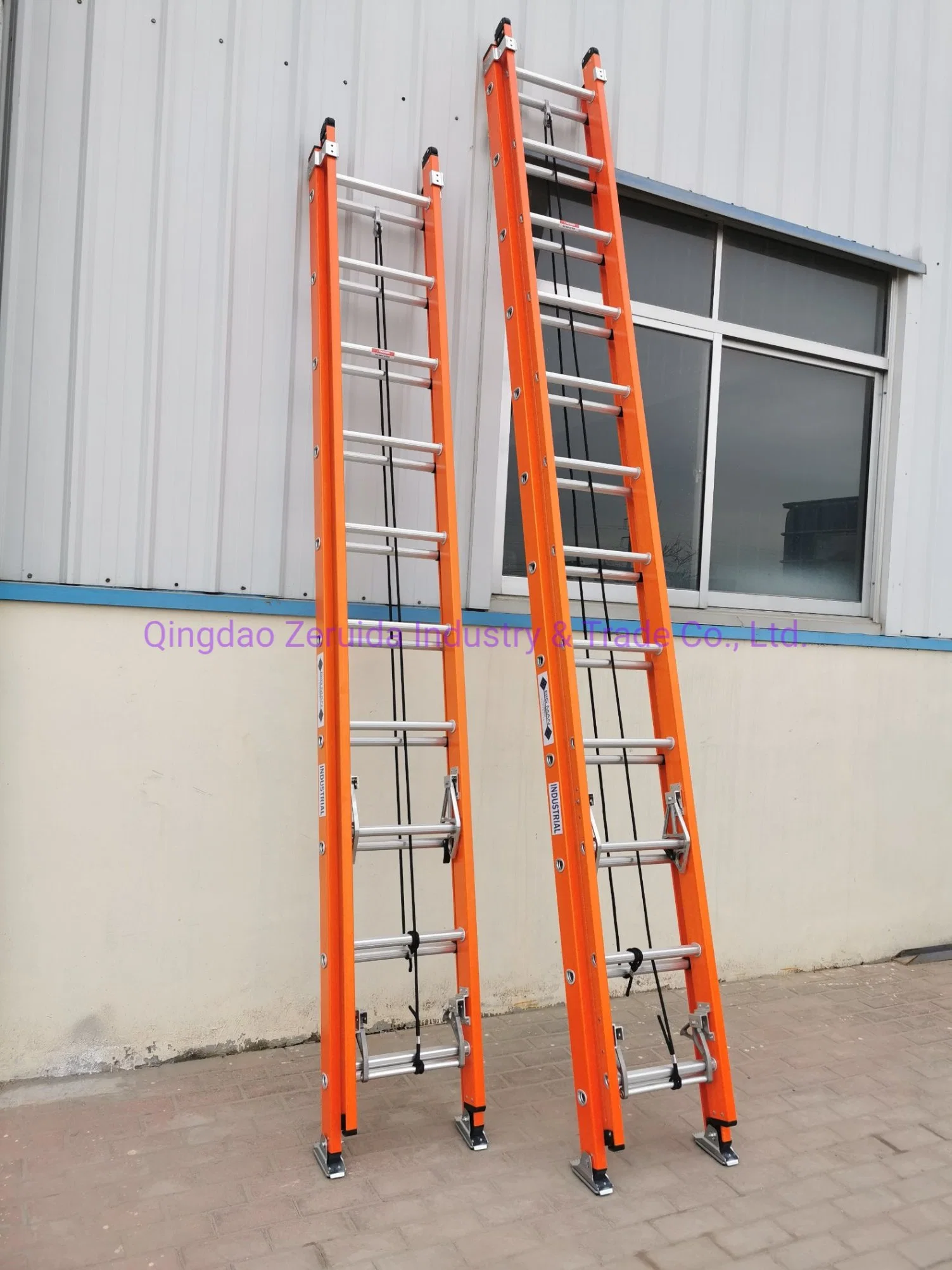 Top Quality Fiber Glass Insulated Step Ladder / Aluminum Ladder Middle East Market