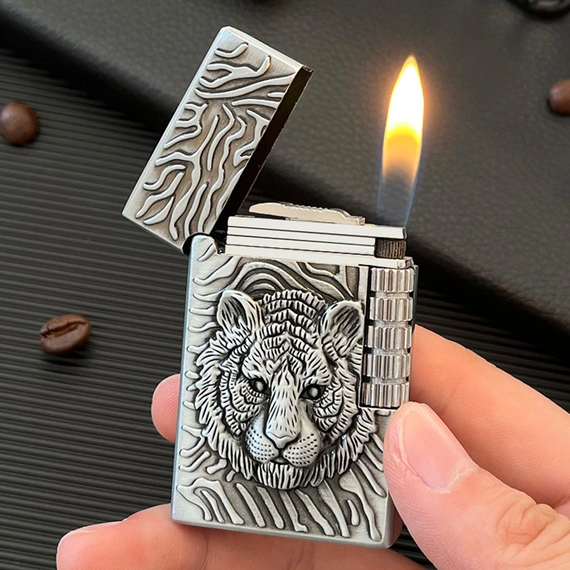 Creative Gold Electric Zigarettenanzünder Cool Geprägte Tiger Winddichtes Plasma Lichtbogenanzünder für Zigarette