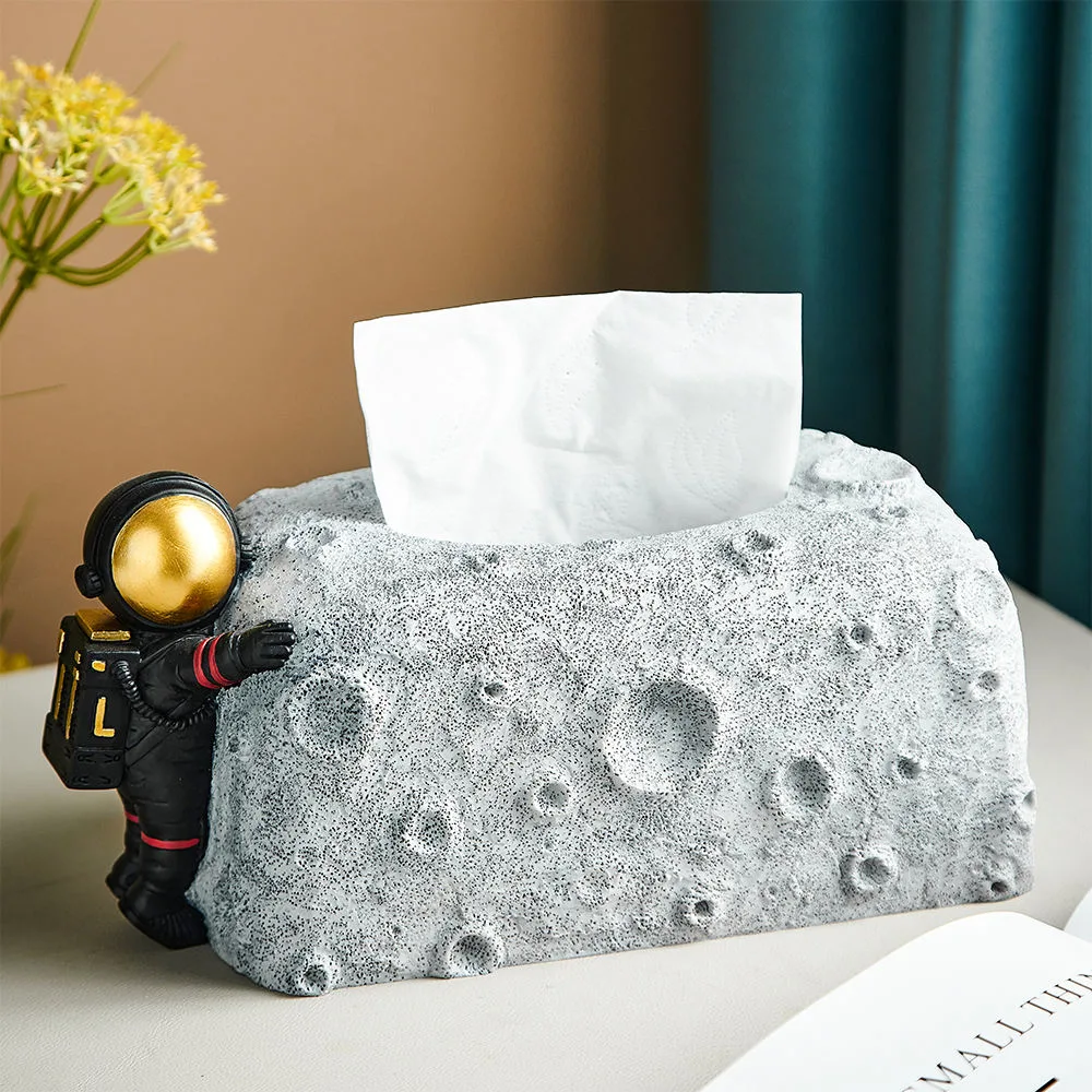 Nordic Style Astronaut Statue Resin Craft Tissue Box Home Desktop Decoration Accessories