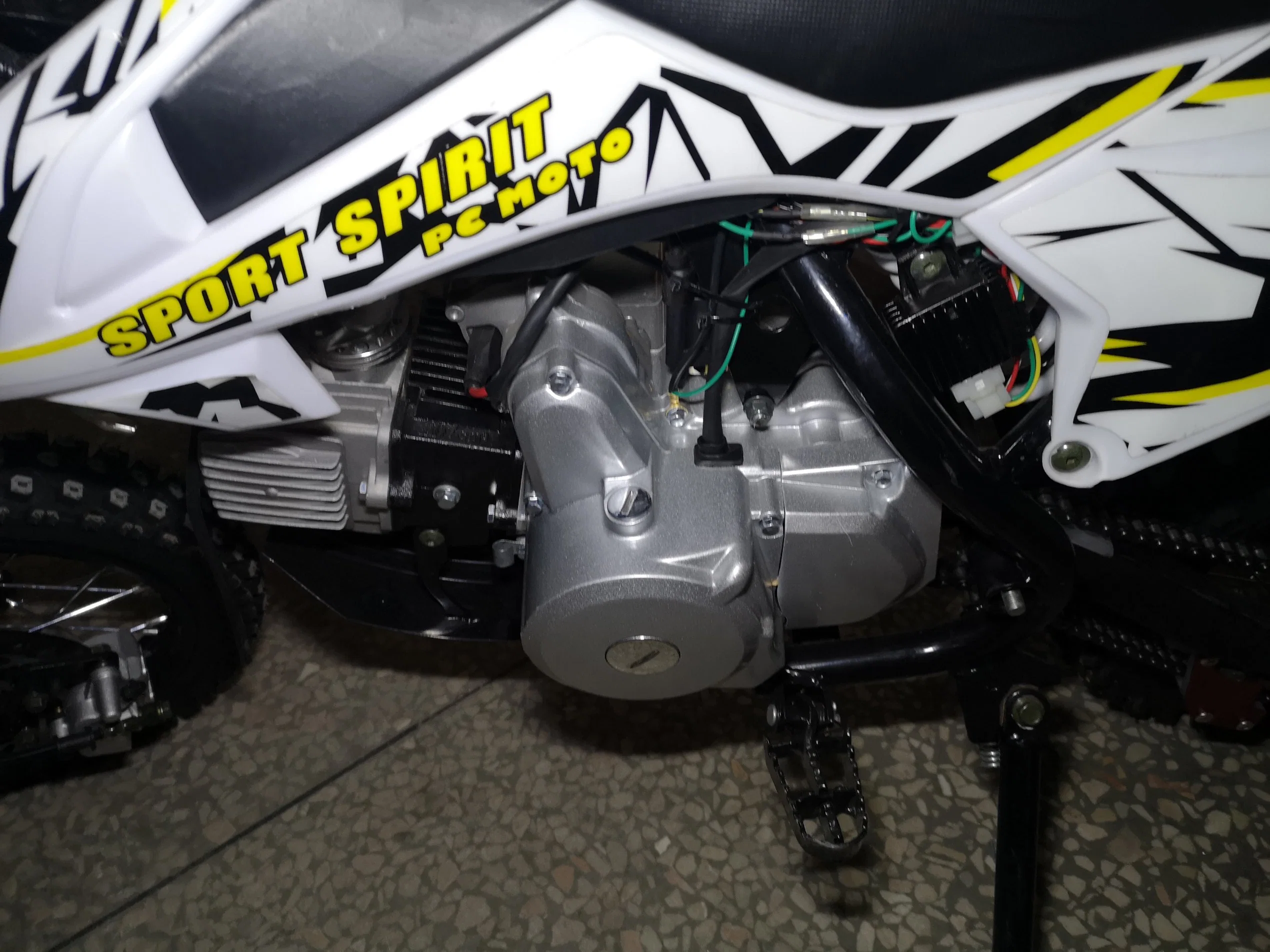 Exmotor 2022 Nuevo 50cc Dirt Bike para los jóvenes el uso de la Carrera 4 Pit Bike