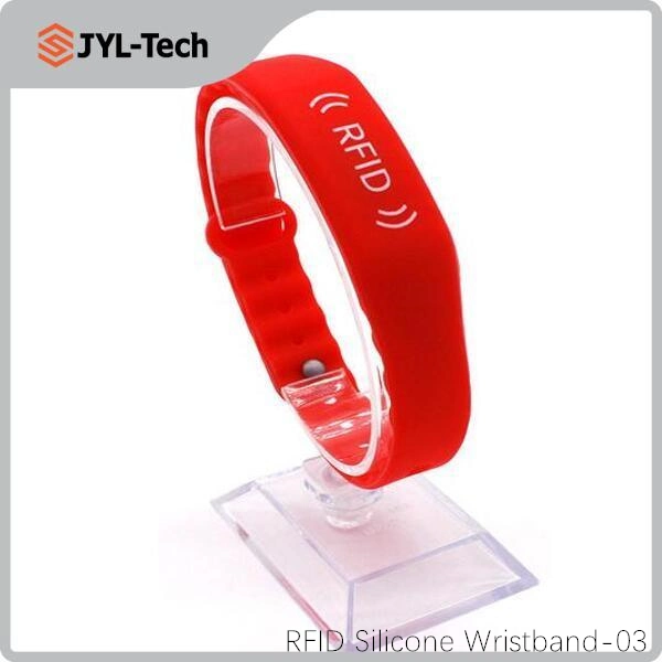 Custom Recycled Waterproof RFID Bracelet Wristband Slim Silicone Smart Wristband in Water Park