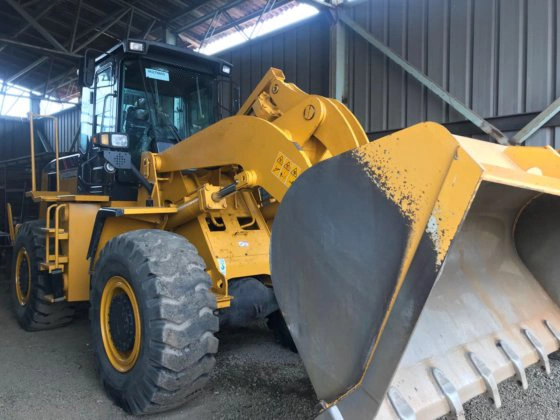 Factory Price Rated Load 4000kg 2.1cbm Capacity Front Wheel Loader 840h