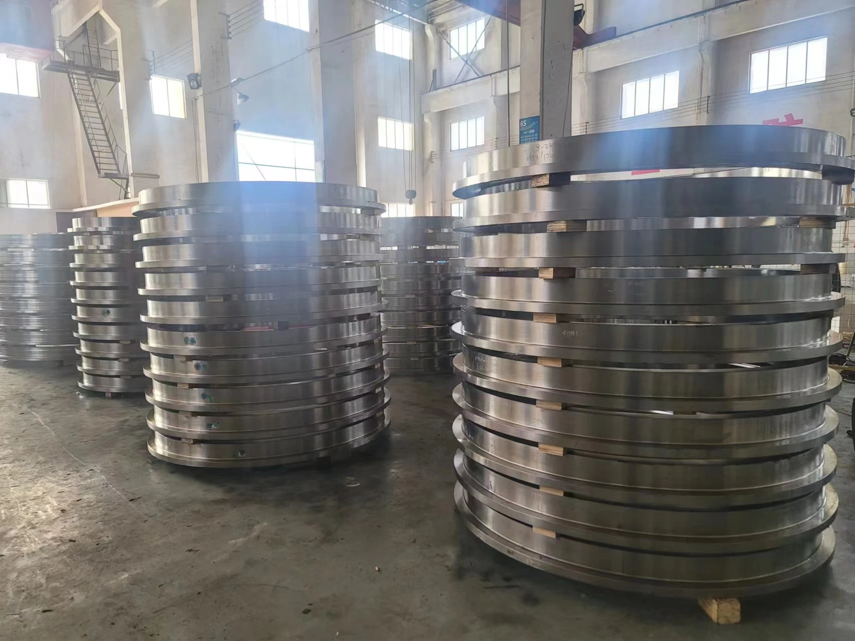 Hot Rolled Alloy Steel Ring Forging