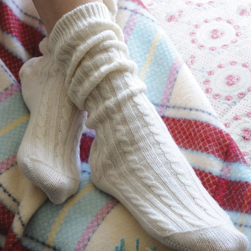 Cashmere Blended Cable Knit Quarter Length Socks Apparel Accessories