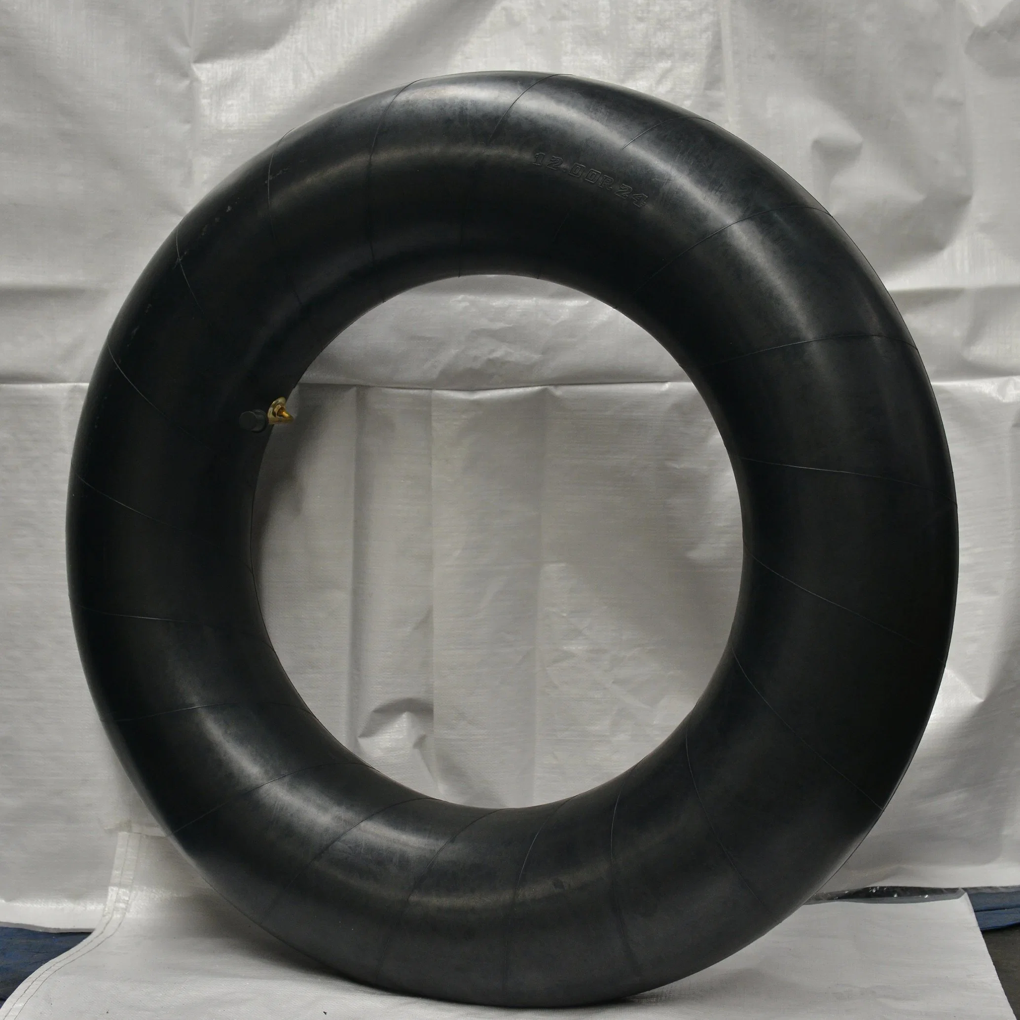 Qingdao Factory Tyre Tube Butyl and Natural Rubber Tube Agricultural Inner Tube Truck&Bus Inner Tube OTR Inner Tube 1200-24 Inner Tube
