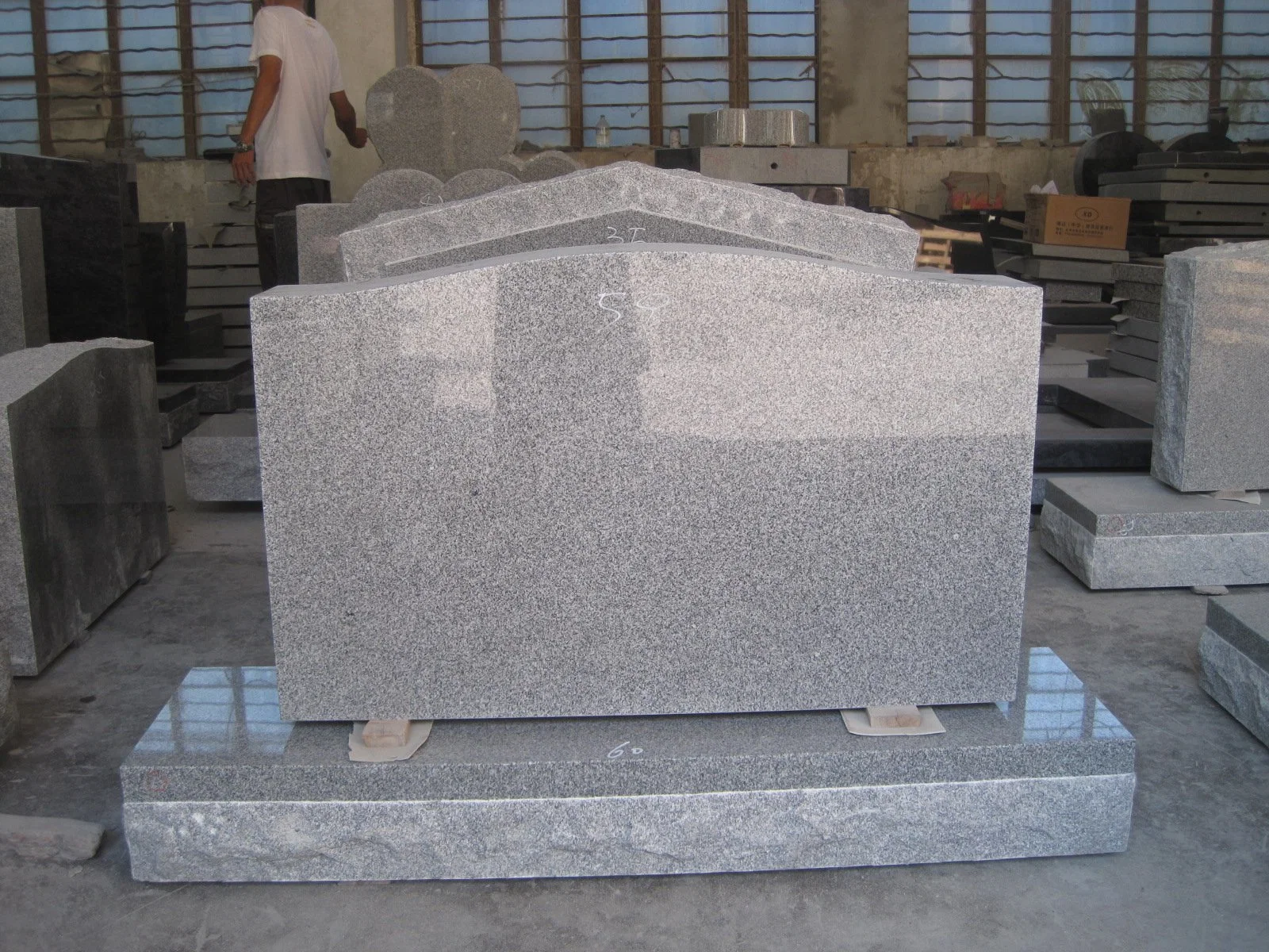 Light Grey Granite American Style Memorial Tombstone Monuments Customerized