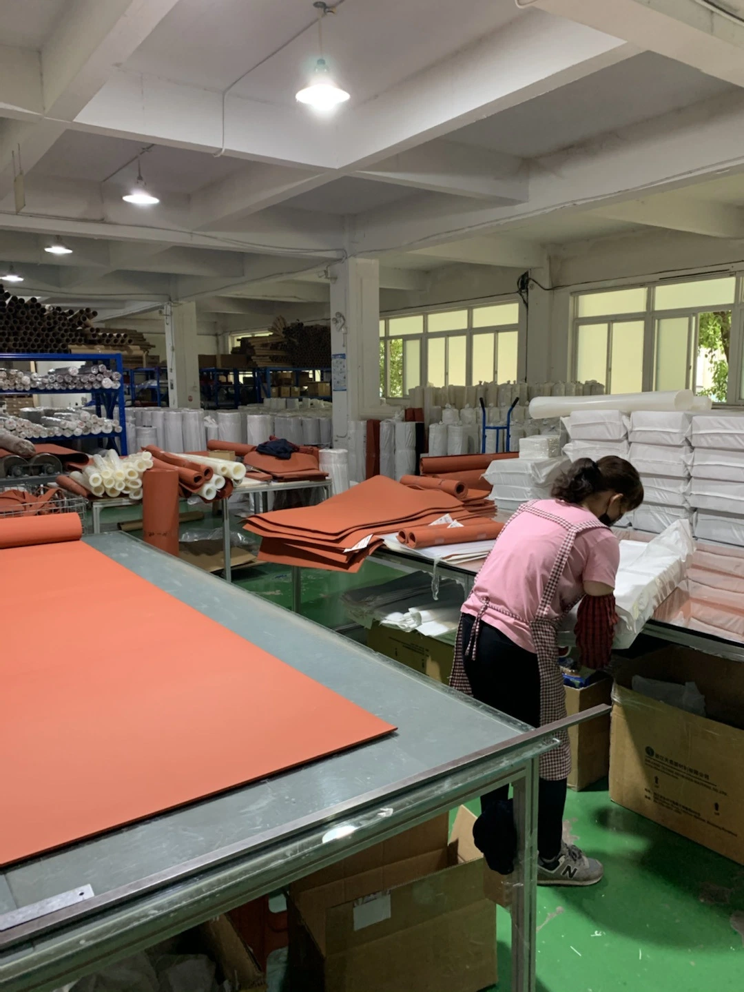 High Temperature and Density Silicone Rubber Foam Sheet in Rolls