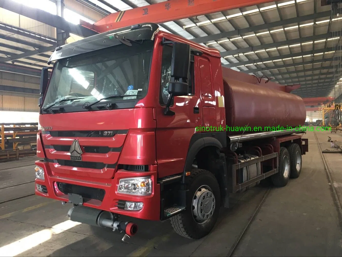 Best Price Diesel/Petrol/Gasoline Delivery 6X4 Fuel Tanker