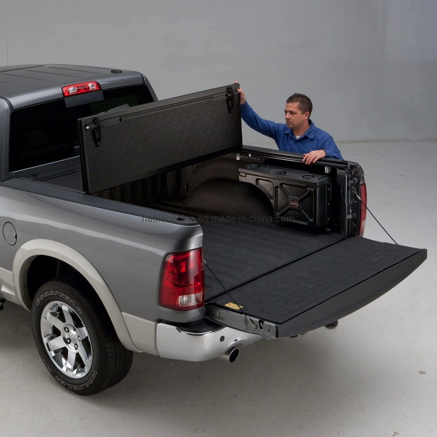 OEM Aluminium Hard Tri Folding Tonneau Cover Truck Fit für Silverado 5,8ft Bett und 6,5ft Bettbezug