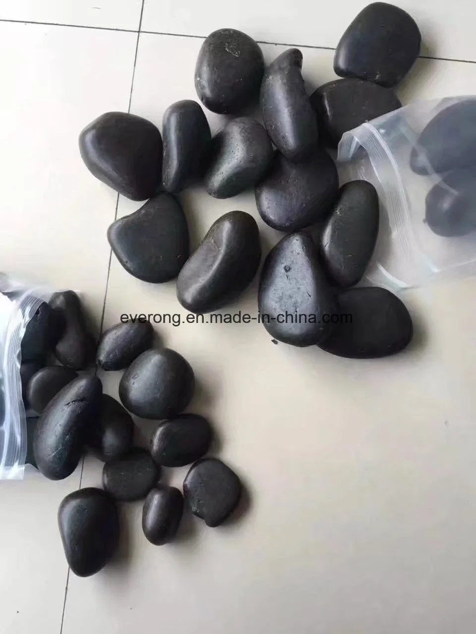 Popular Decorative Garden Black /White /Red/Yellow Stone Pebble