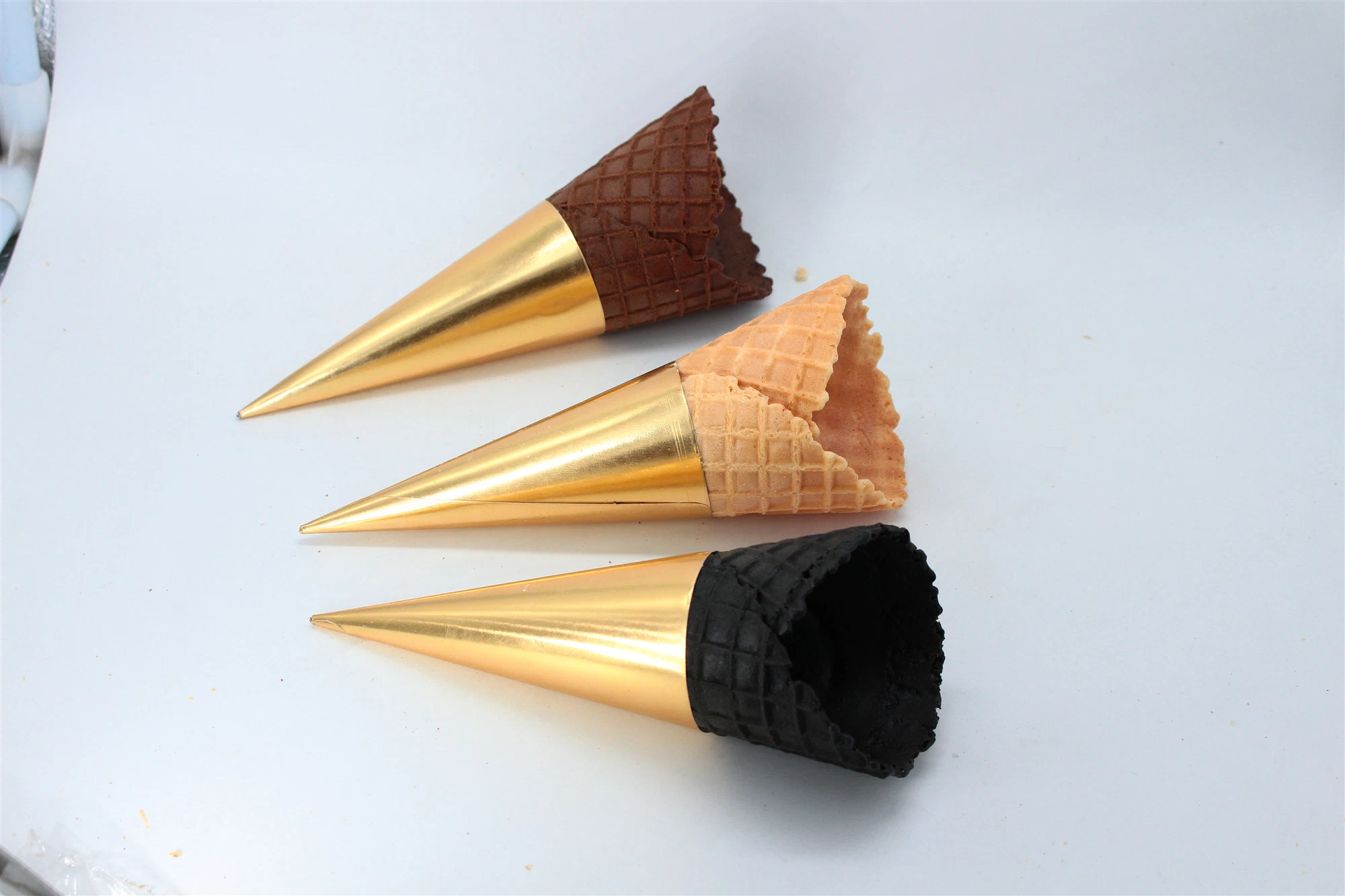 Custom Printed Golden Ice Cream Cone Paper Sleeve