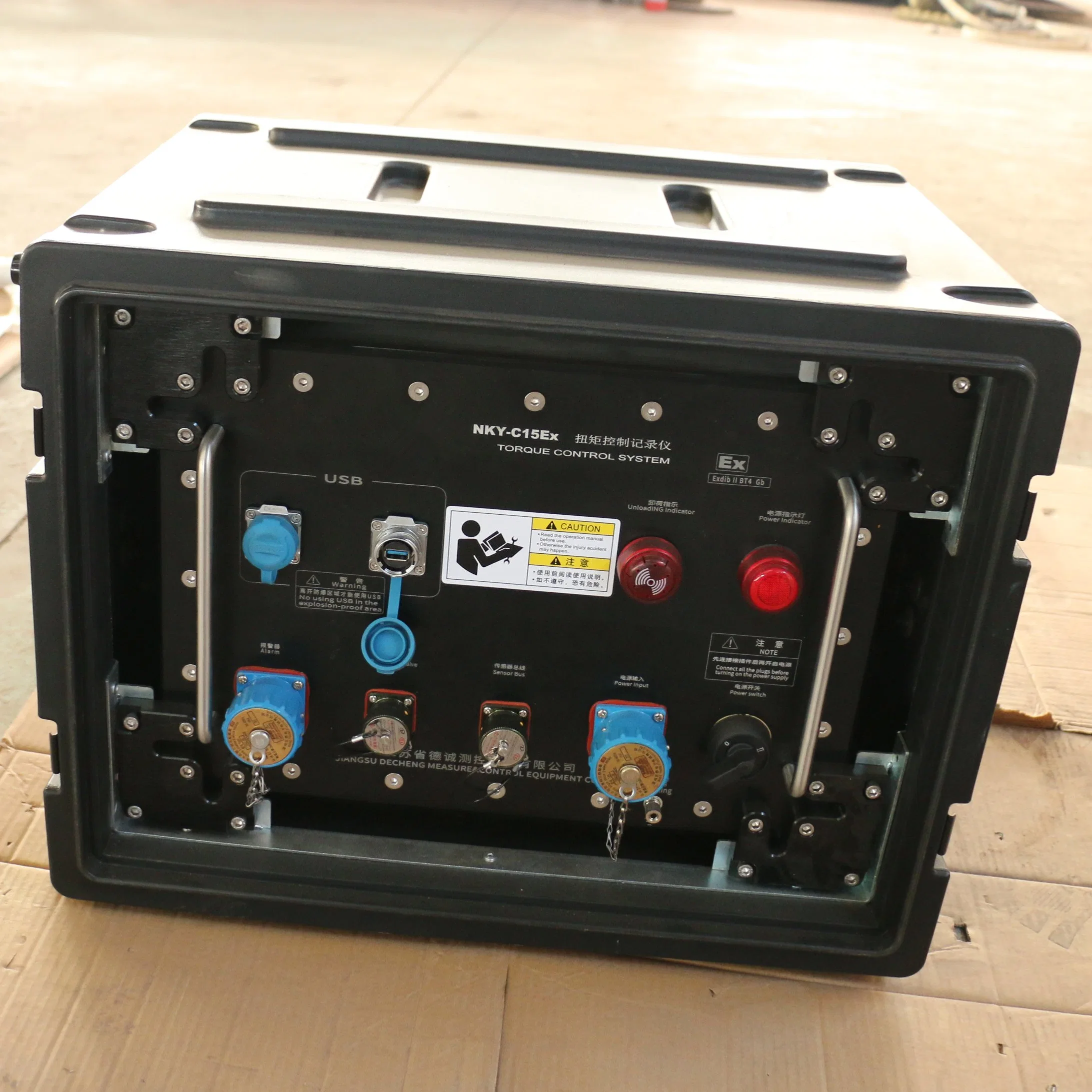 Touch Screen Anti-Explosion Torque Control System of Power Tong