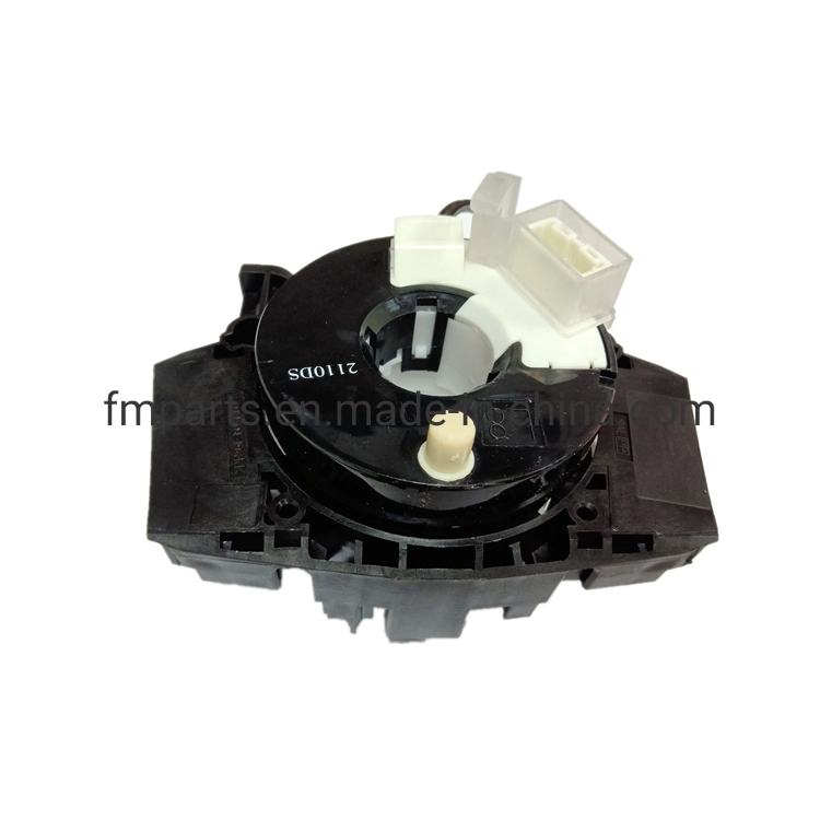 Wholesale Price Auto Engine Parts Combination Switch B5567-Cm60A for Nissan