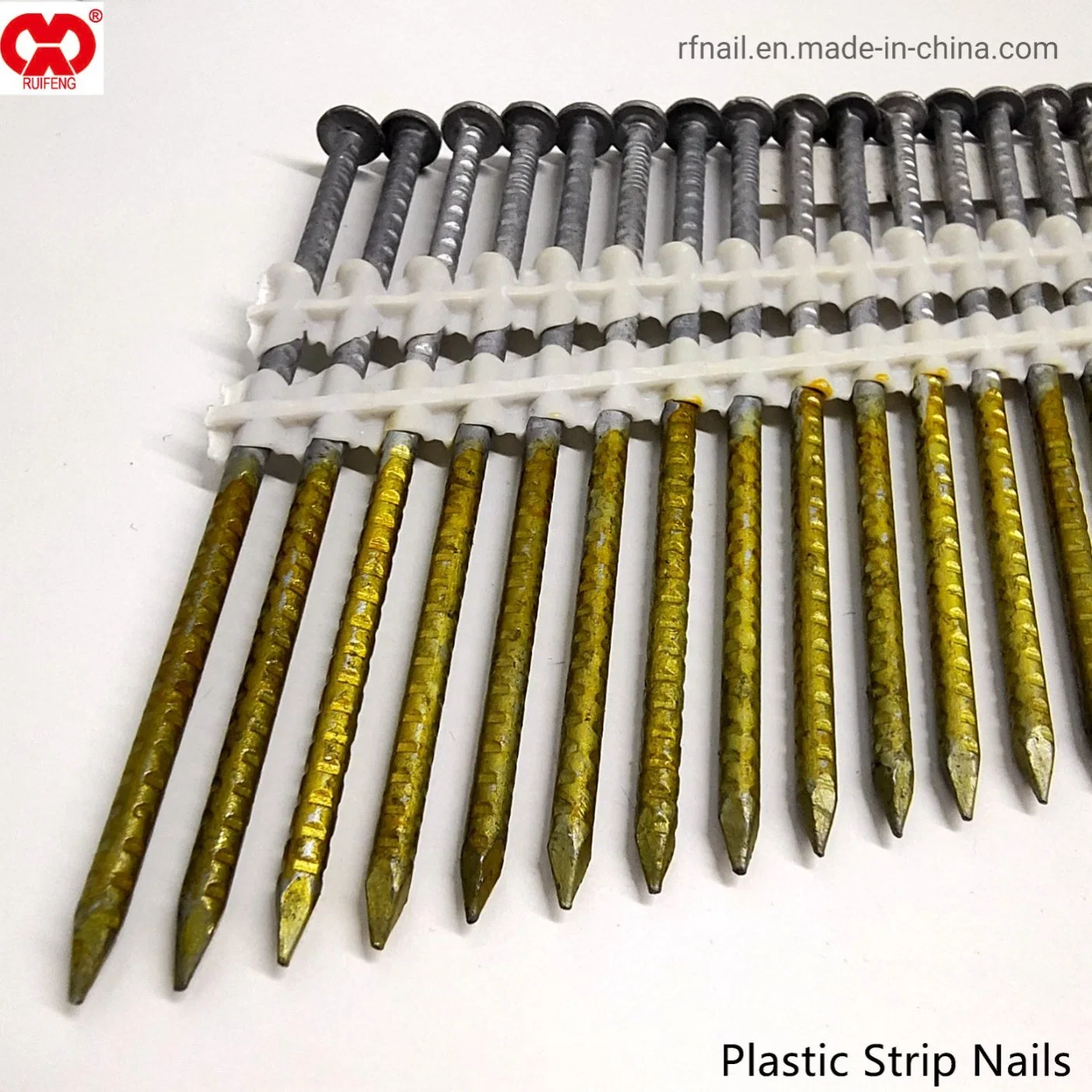 Großhandel Lieferant Stock Lot Nail und Staple Produkte. Fabrik Lieferant Wettbewerbsfähige Preis Stahl Verzinkt 3,1 * 90 Kunststoff-Streifen Zusammengetragen Nägel.