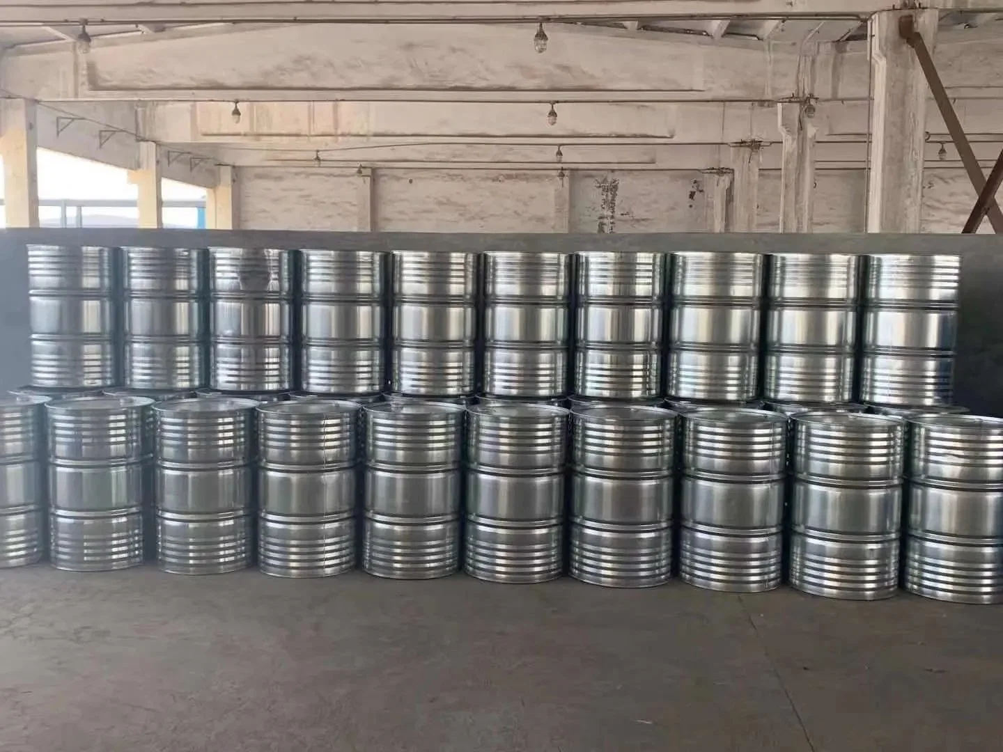 Hot Sale Industrial Grade Tetrahydrofuran 99.9% Thf CAS 109-99-9