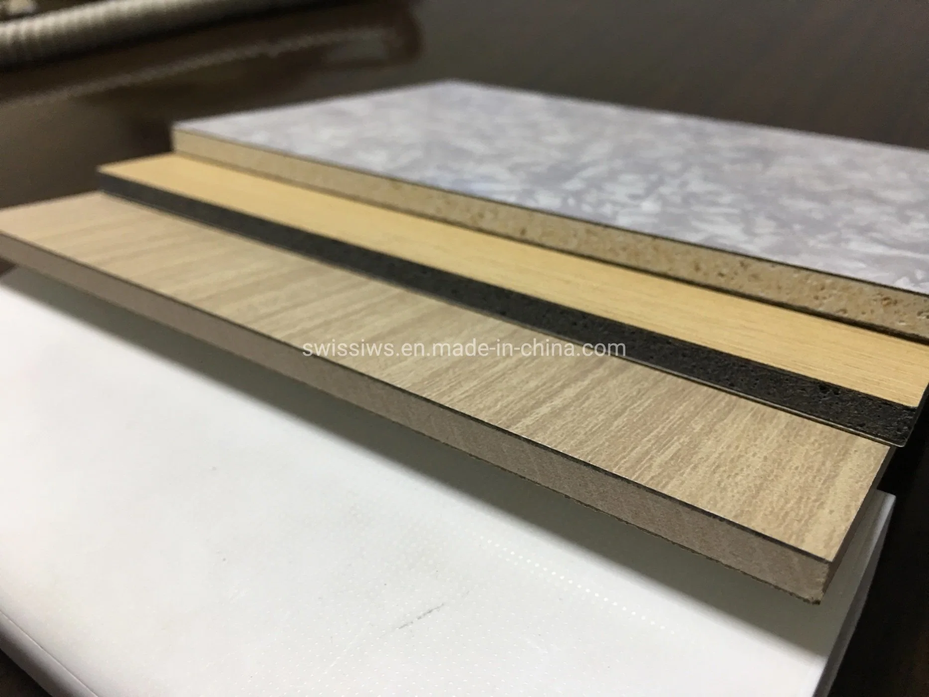 Placa resistente a fuego de óxido de magnesio de vidrio HPL de sulfato laminado MGO para Decoración interior